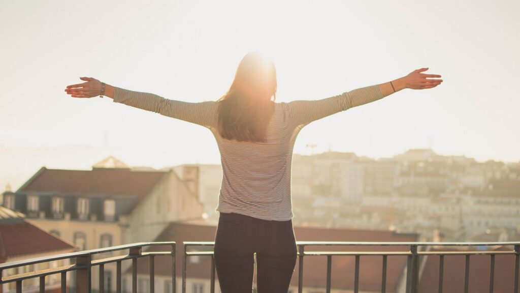 Terrasse ou balcon : 5 bonnes raisons d’installer un garde-corps